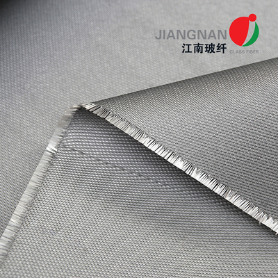 Tkanina z włókna szklanego powlekana poliuretanem o grubości 0,68 mm z jedną stroną wzmocnioną drutem