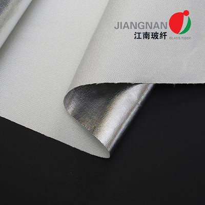 Tkanina z włókna szklanego laminowana folią aluminiową z wygładzoną powierzchnią jednostronną lub obustronną